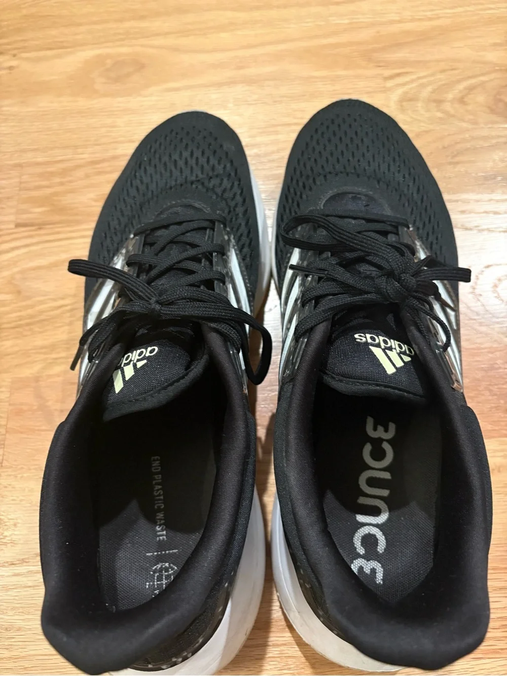 Adiddas Men’s Black 3ounce Athletic Shoes Sz 13